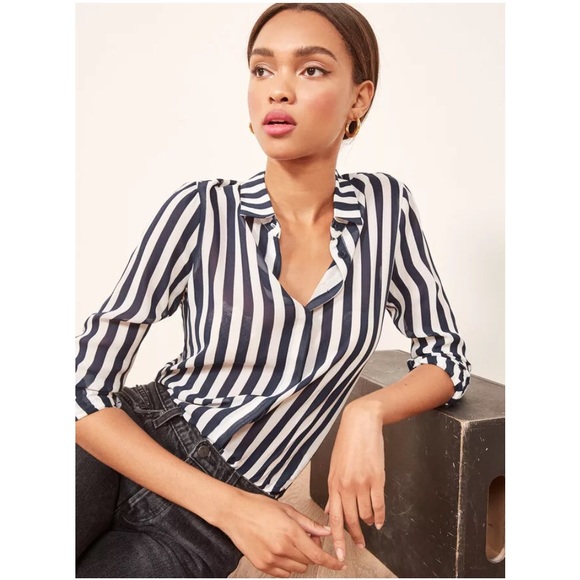 Reformation Tops - Reformation Violet Top XS 🆕